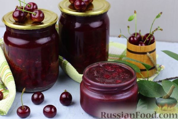 Вишнёвое варенье с шоколадом и коньяком