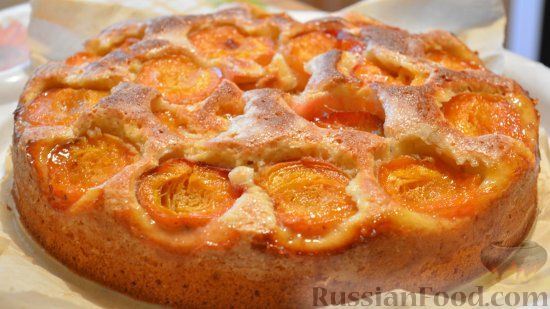 Открытый пирог с абрикосами